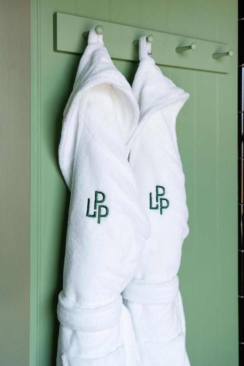 Le Petit Pali At 8Th Ave Hotel Carmel-by-the-Sea Room photo